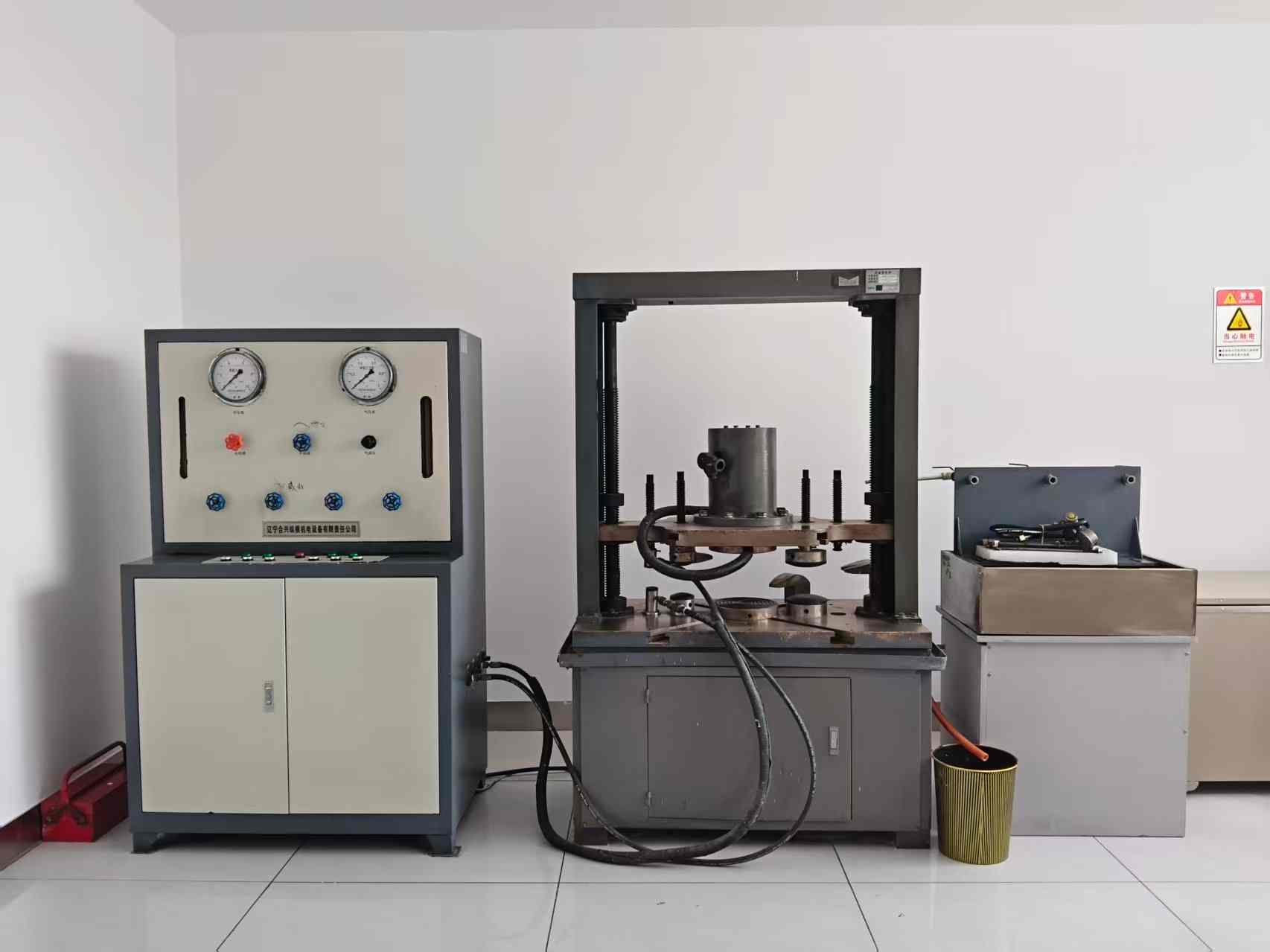 水暖阀门压力试验台.jpg